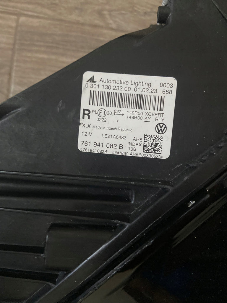 Frontscheinwerfer VW Touareg 761941081B 761941082B LED Ein Satz Headlight