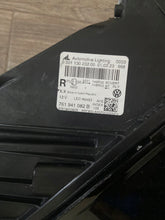 Load image into Gallery viewer, Frontscheinwerfer VW Touareg 761941081B 761941082B LED Ein Satz Headlight