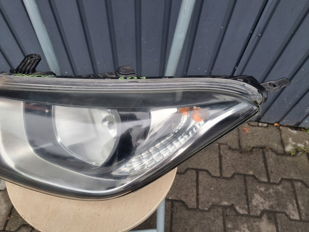 Frontscheinwerfer Hyundai I20 Links Scheinwerfer Headlight SCH9525188359dz