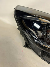 Load image into Gallery viewer, Frontscheinwerfer Hyundai I30 92102-G4510 Rechts Scheinwerfer Headlight SCH6107746460js