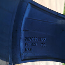 Load image into Gallery viewer, 1x Alufelge 16 Zoll 6.5" 4x108 20ET Glanz Silber 9678398177 Peugeot Rim Wheel FEL5174333167bo