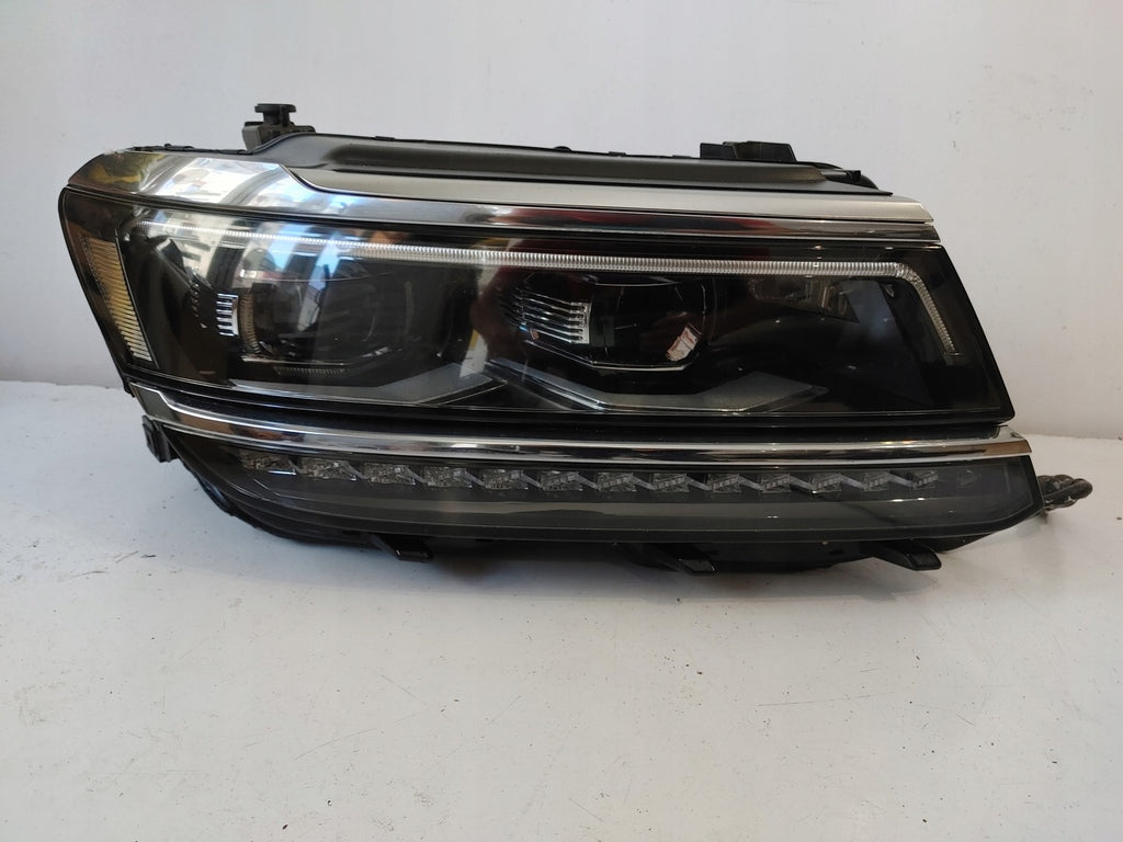 Frontscheinwerfer VW Tiguan 5NB941082A full LED Rechts Scheinwerfer Headlight