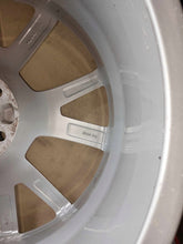 Load image into Gallery viewer, 1x Alufelge 18 Zoll 7.5&quot; 5x112 4G8071499 Audi Rim Wheel