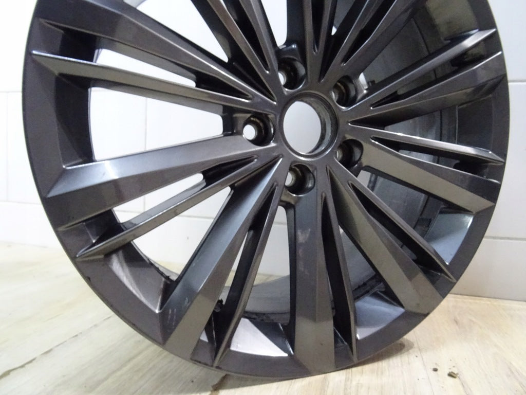 1x Alufelge 18 Zoll 8.0" 5x112 44ET 3G0601025BN- VW Passat B8 Rim Wheel FEL9785854549ha