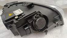 Laden Sie das Bild in den Galerie-Viewer, Frontscheinwerfer Audi A4 Avant 8E0941003A Xenon Links Scheinwerfer Headlight SCH2739636724az