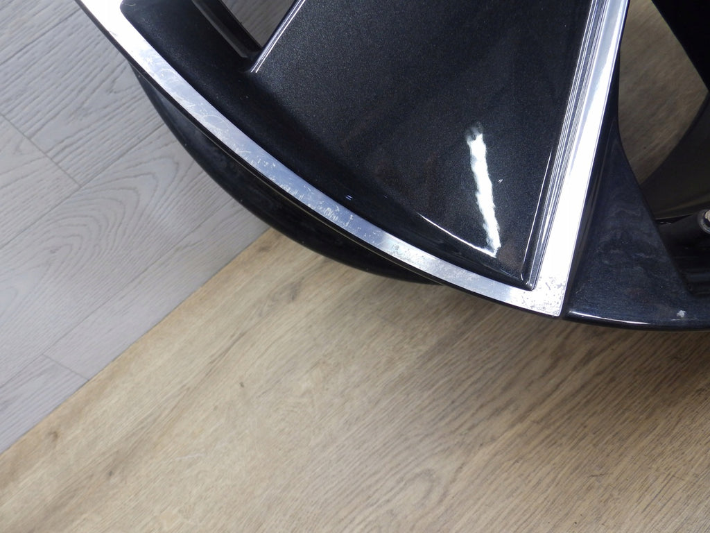 1x Alufelge 18 Zoll 7.0" 5x100 39ET Glanz Graphit 658601025 Mg Scala Kamiq