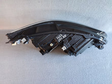 Laden Sie das Bild in den Galerie-Viewer, Frontscheinwerfer VW Golf VIII 5H1941035F Full LED Links Scheinwerfer Headlight SCH9631144836hh