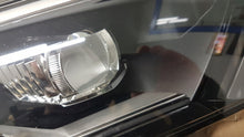Laden Sie das Bild in den Galerie-Viewer, Frontscheinwerfer VW T-Roc 2GA941036D Full LED Rechts Scheinwerfer Headlight SCH3217008475pl