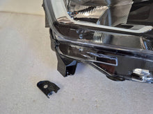 Laden Sie das Bild in den Galerie-Viewer, Frontscheinwerfer Citroën Berlingo 9816824780 Rechts Scheinwerfer Headlight SCH1551774791kw