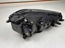 Load image into Gallery viewer, Frontscheinwerfer VW Golf Sportsvan 517941033B Xenon Links Headlight SCH1264833479kj