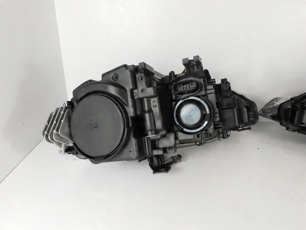 Frontscheinwerfer Audi A5 8T0941043 Xenon Ein Stück (Rechts oder Links)