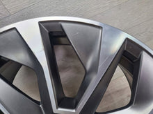 Laden Sie das Bild in den Galerie-Viewer, 1x Alufelge 16 Zoll 6V0601025N Skoda Fabia Rim Wheel FEL3478829472by