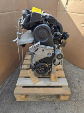 Load image into Gallery viewer, Motor Seat Skoda VW I CMXA 1.6 127TKm 2010 Benzin Engine Komplett MOT3868845712hn