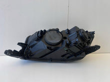 Laden Sie das Bild in den Galerie-Viewer, Frontscheinwerfer Skoda Fabia 6V1941016D Rechts Scheinwerfer Headlight