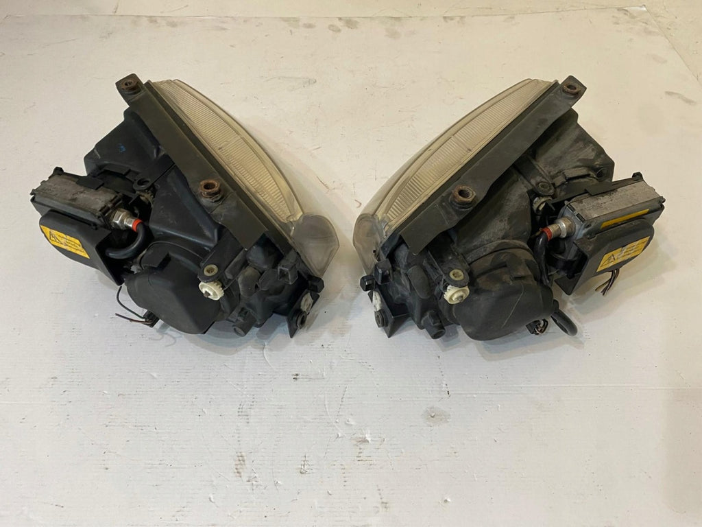 Frontscheinwerfer VW Passat Xenon Ein Satz Scheinwerfer Headlight SCH7827983979eh