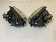 Laden Sie das Bild in den Galerie-Viewer, Frontscheinwerfer VW Passat Xenon Ein Satz Scheinwerfer Headlight SCH7827983979eh