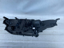 Load image into Gallery viewer, Frontscheinwerfer Toyota Yaris K0-8EU 0193579 LED Rechts Scheinwerfer Headlight SCH5689406066tt