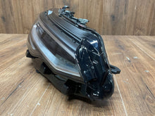 Laden Sie das Bild in den Galerie-Viewer, Frontscheinwerfer VW Golf VIII 5H1941006A 992941571AK Rechts Headlight SCH1595491107fo