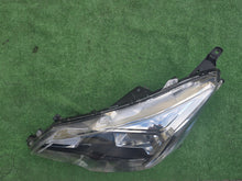 Laden Sie das Bild in den Galerie-Viewer, Frontscheinwerfer Mitsubishi Space Star Links Scheinwerfer Headlight SCH1345160663bb