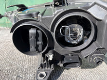 Laden Sie das Bild in den Galerie-Viewer, Frontscheinwerfer Audi A1 82A941004 90106038 Rechts Scheinwerfer Headlight SCH7423762987dt