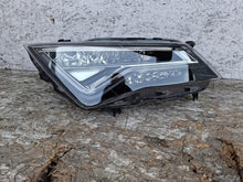 Laden Sie das Bild in den Galerie-Viewer, Frontscheinwerfer Seat Ateca 575941007A Ein Stück (Rechts oder Links) Headlight