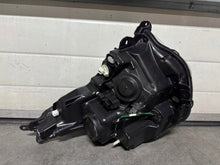 Laden Sie das Bild in den Galerie-Viewer, Frontscheinwerfer Citroën C1 II 90026271 90026272 Ein Satz Headlight SCH1350428559sr