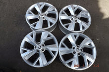 Load image into Gallery viewer, 4x Alufelge 19 Zoll 7.0" 5x112 43ET Glanz Silber 565601025 Skoda Kodiaq FEL7126483774di