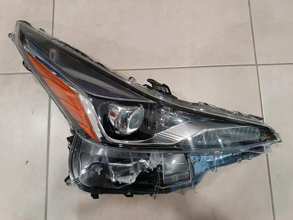Frontscheinwerfer Toyota Prius Rechts Scheinwerfer Headlight