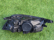 Laden Sie das Bild in den Galerie-Viewer, Frontscheinwerfer Skoda Fabia III 6V1941016D Vorderseite Scheinwerfer Headlight SCH3158437474dm