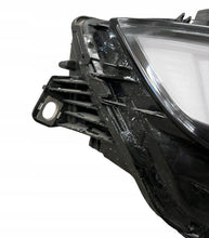 Laden Sie das Bild in den Galerie-Viewer, Frontscheinwerfer Opel Astra L 9858777180 Rechts Scheinwerfer Headlight SCH5733787855ar