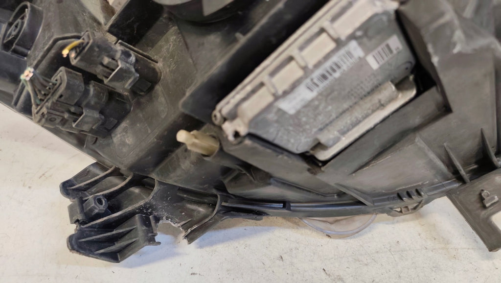Frontscheinwerfer Renault Laguna III 150411-610009-0075 Xenon Links Headlight SCH4957053491el