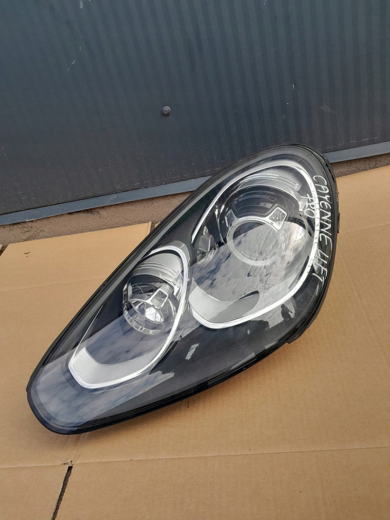 Frontscheinwerfer Porsche Cayenne Links Scheinwerfer Headlight SCH6072990921su