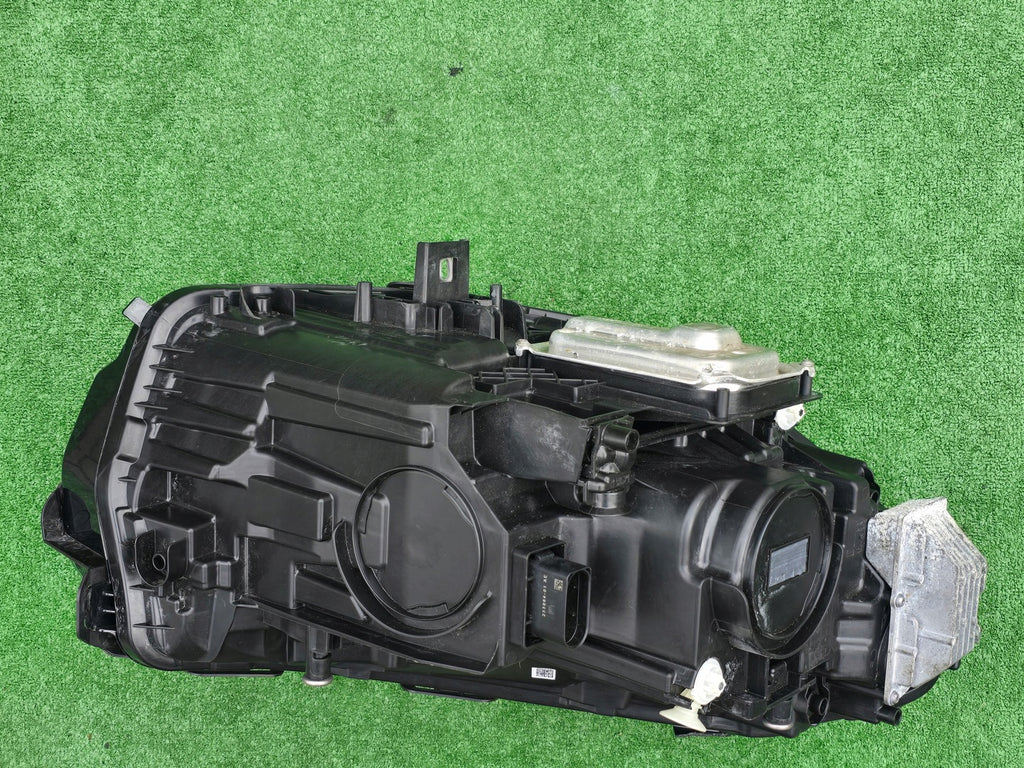 Frontscheinwerfer Mercedes-Benz Eqb A2439068900KZ Full LED Links Headlight SCH4127980415zi