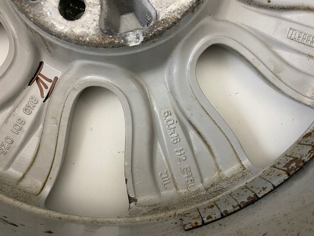 1x Alufelge 16 Zoll 6.0" 5x100 30ET Glanz Silber 8X0601025A Audi A1 Rim Wheel FEL9472434762zt