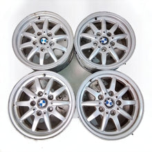 Laden Sie das Bild in den Galerie-Viewer, 4x Alufelge 15 Zoll 5x120 1182608 BMW 3 E36 Rim Wheel