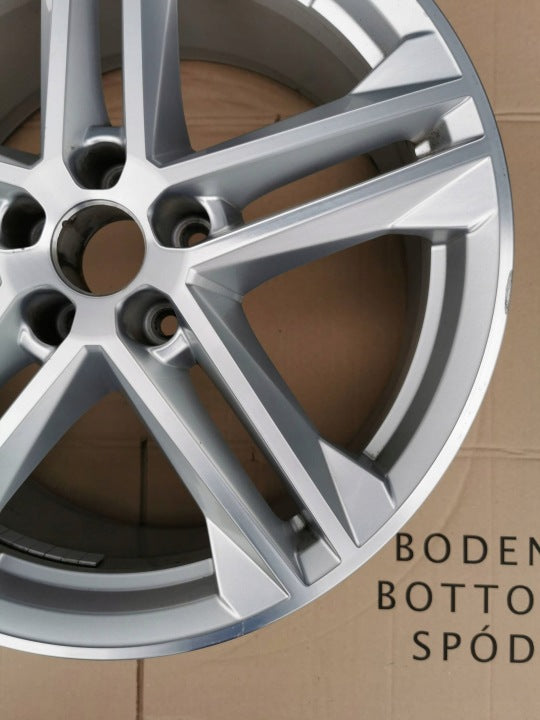 1x Alufelge 19 Zoll 80A601025G Audi Q5 Rim Wheel FEL8602310255zt