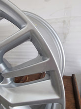 Laden Sie das Bild in den Galerie-Viewer, 1x Alufelge 17 Zoll 7.5" 5x114.3 40ET 403006-RR1B Mitsubishi Outlander Rim Wheel FEL1548195314wy
