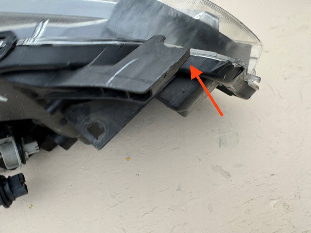 Frontscheinwerfer Toyota Yaris Links Scheinwerfer Headlight