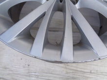 Load image into Gallery viewer, 1x Alufelge 18 Zoll 8.5" 5x120 40ET Silber 6785251 BMW F10 E89 Rim Wheel FEL2094108097zz