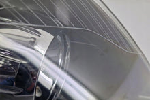 Laden Sie das Bild in den Galerie-Viewer, Frontscheinwerfer Opel Zafira B 4421149R Rechts Scheinwerfer Headlight