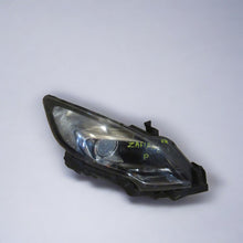 Laden Sie das Bild in den Galerie-Viewer, Frontscheinwerfer Opel Zafira C Rechts Scheinwerfer Headlight