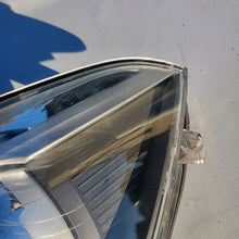 Laden Sie das Bild in den Galerie-Viewer, Frontscheinwerfer BMW F21 F20 7229677-11 Xenon Links Scheinwerfer Headlight