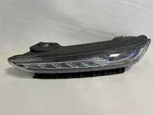 Laden Sie das Bild in den Galerie-Viewer, Frontscheinwerfer Hyundai Kona Links Scheinwerfer Headlight