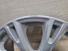 Laden Sie das Bild in den Galerie-Viewer, 1x Alufelge 17 Zoll 5x108 PBC1BCMA Ford Fiesta I Rim Wheel FEL5949610877md