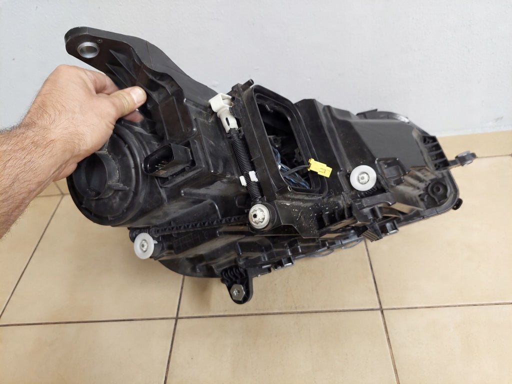 Frontscheinwerfer Mercedes-Benz Gle A1679068607 LED Rechts oder Links