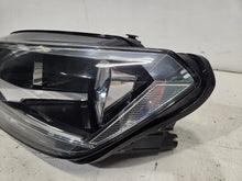 Load image into Gallery viewer, Frontscheinwerfer VW Caddy III 2K1941005B Links Scheinwerfer Headlight SCH8859031317zp