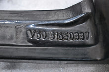Laden Sie das Bild in den Galerie-Viewer, 1x Alufelge 17 Zoll 7.0&quot; 5x108 50ET Glanz Silber 31664557, 3160337 Volvo V60 V40
