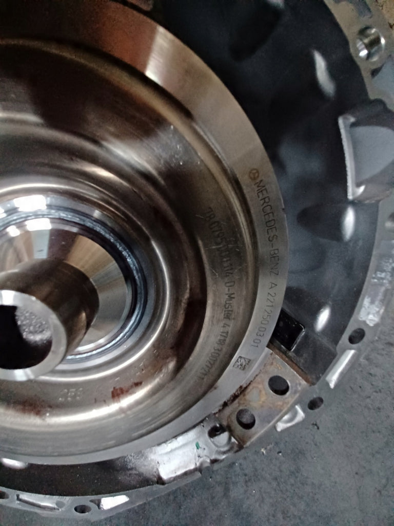 Getriebe Mercedes-Benz W205 2052704102 Automatikgetriebe Trasmissione