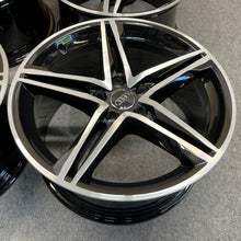 Laden Sie das Bild in den Galerie-Viewer, 4x Alufelge 18 Zoll 8.0" 5x112 40ET Glanz Silber 8W0601025EC Audi A4 Rim Wheel FEL3949018147zd