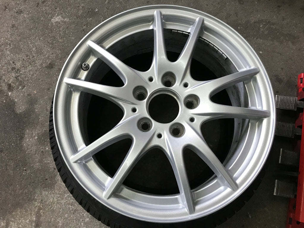 1x Alufelge 16 Zoll 6.5" 5x112 49ET Glanz Silber A2464011302 Mercedes-Benz